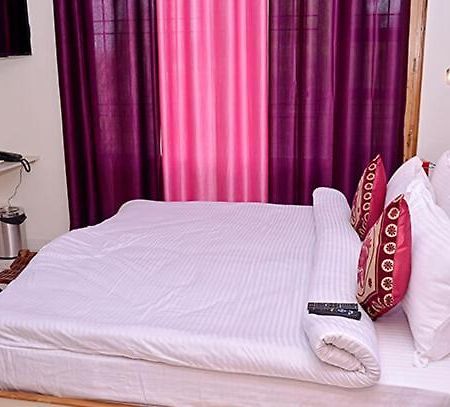 Ellays Dream Resort 카사울리 외부 사진