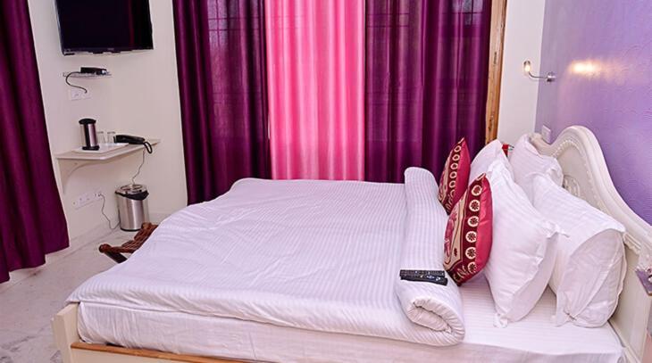 Ellays Dream Resort 카사울리 외부 사진
